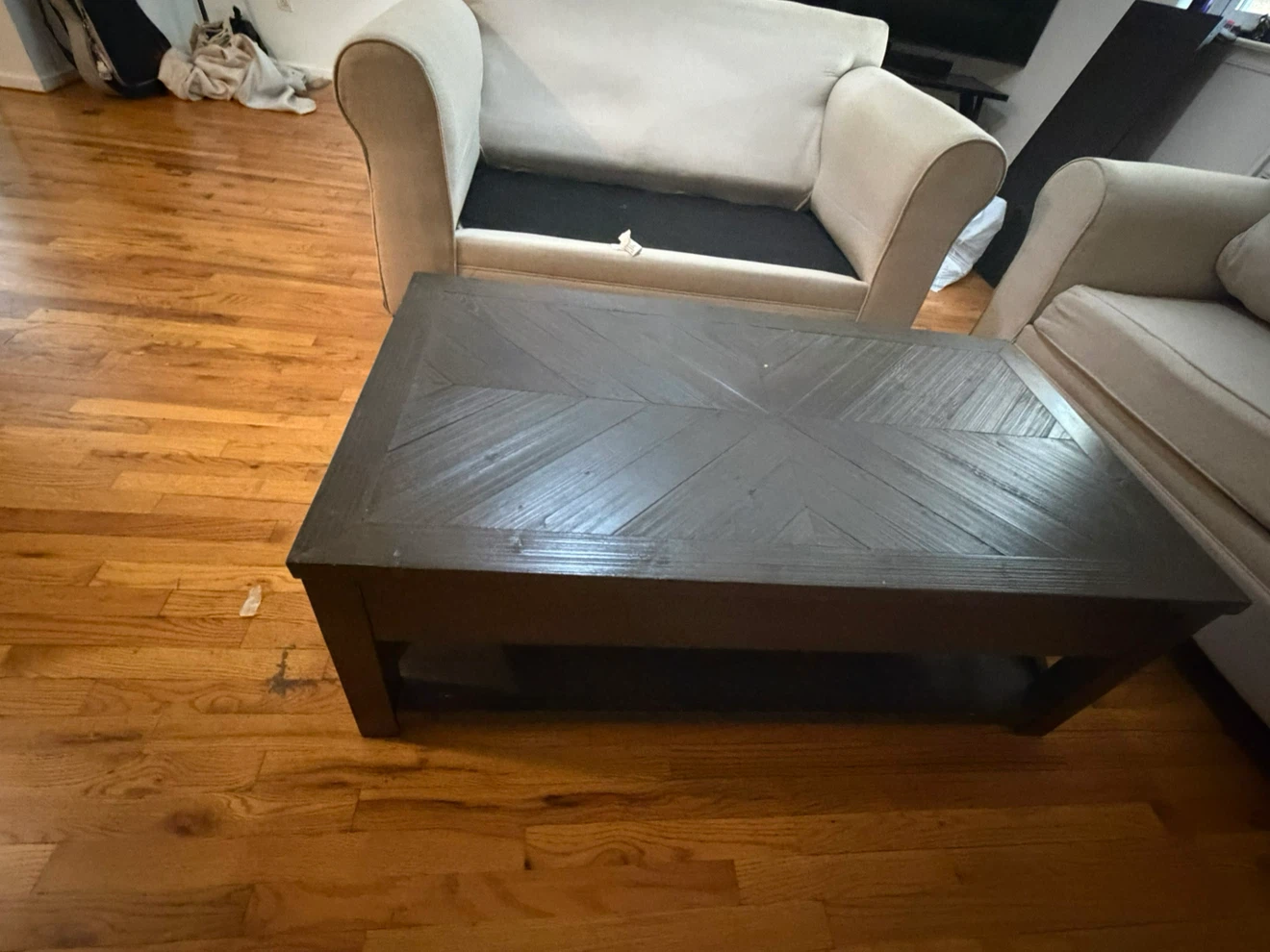 Living Room Set + Coffee Table – Great Condition - photo 2