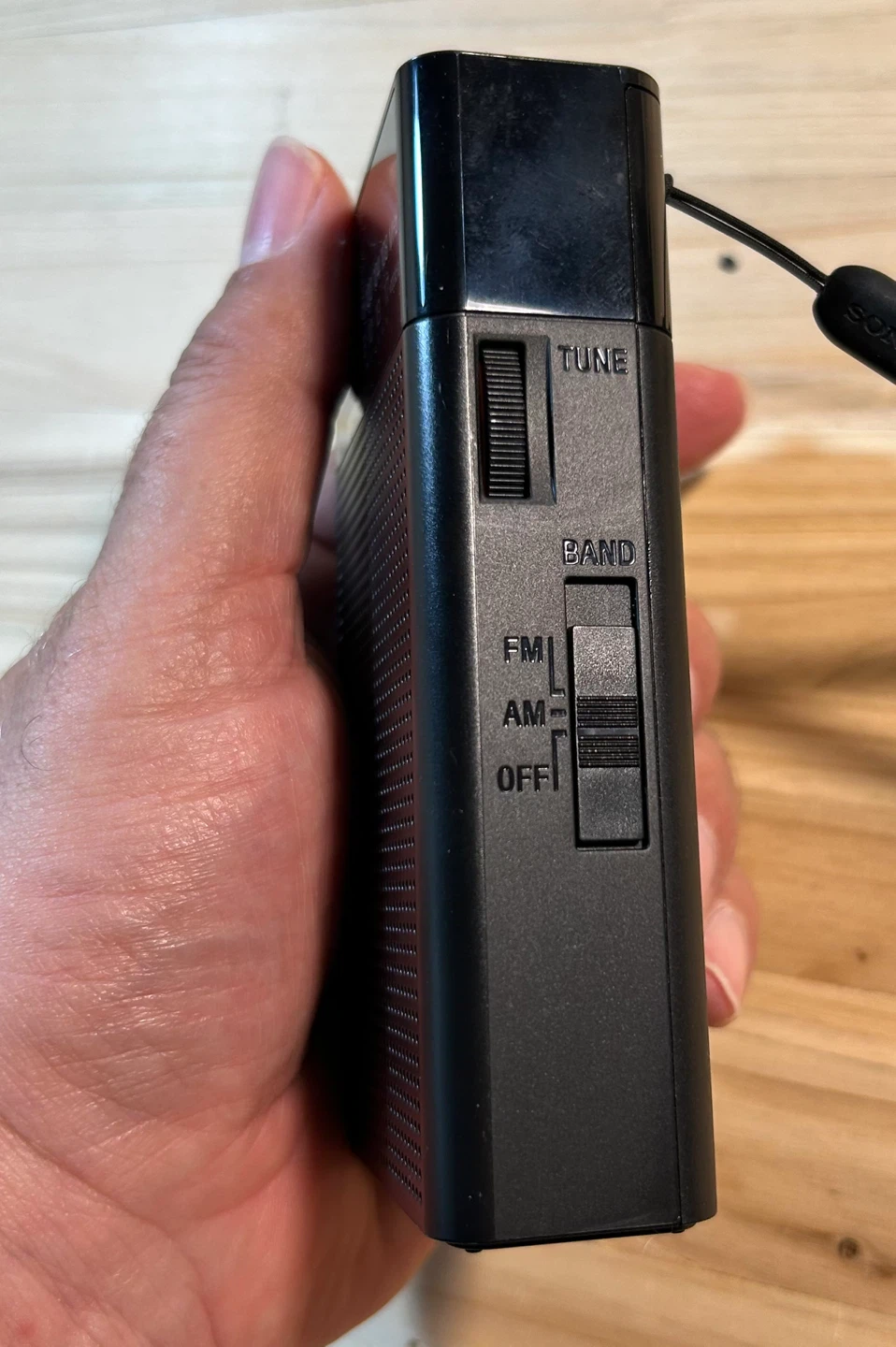Sony ICF-P26 FM/AM Radio - photo 3