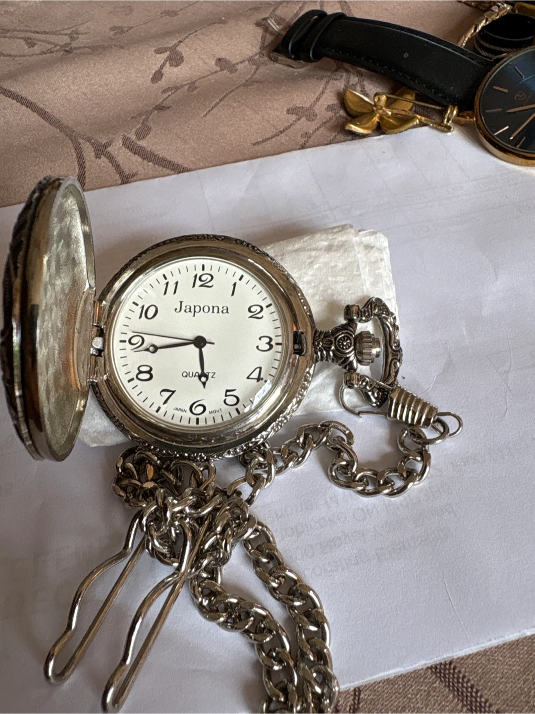 Japona Quartz Pocket Watch with Chain