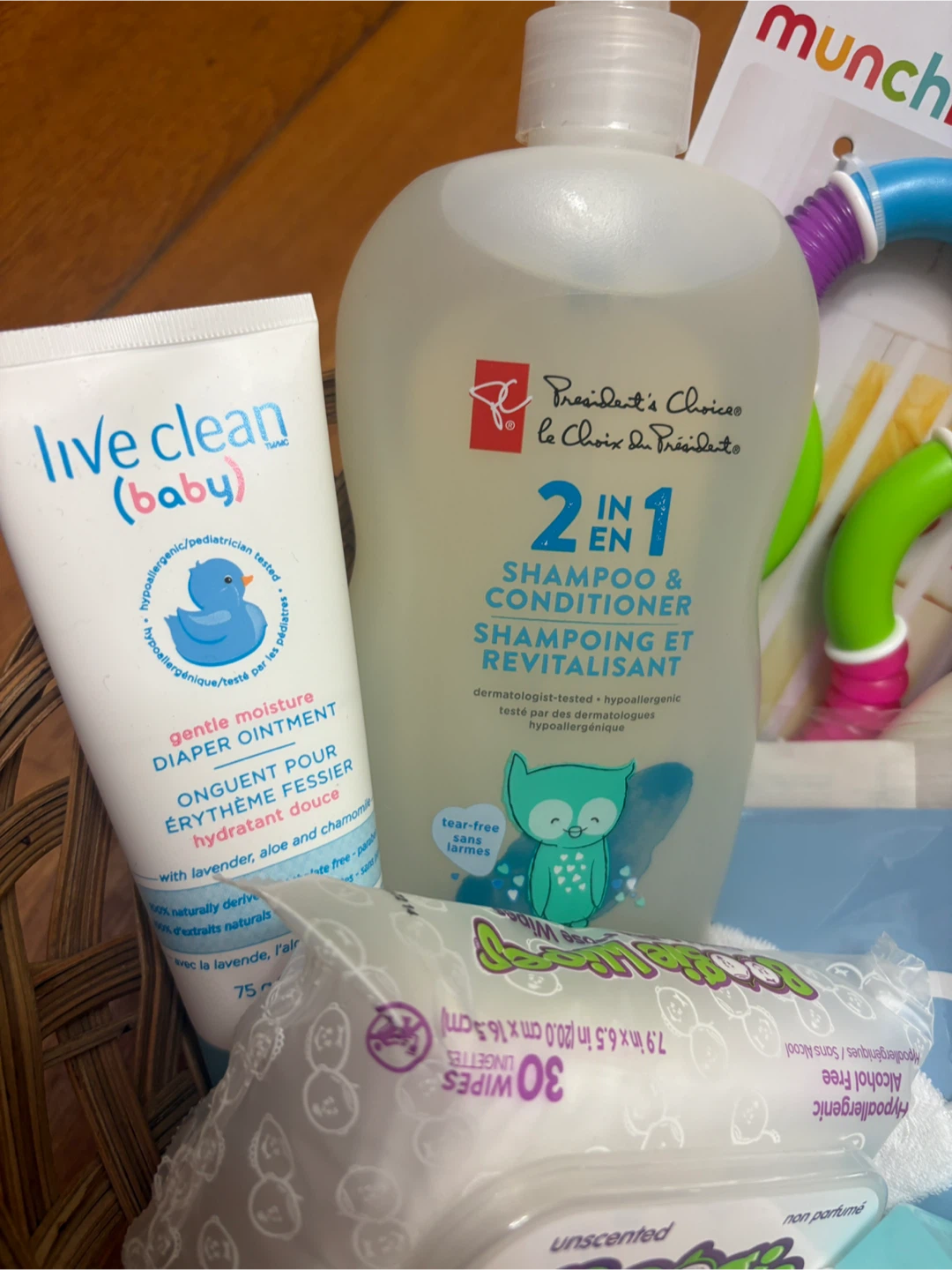 Baby gift basket - Bath & Care Set - photo 2