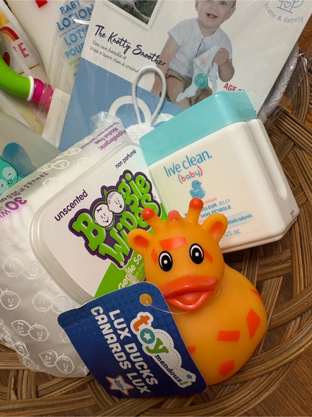 Baby gift basket - Bath & Care Set - photo 5