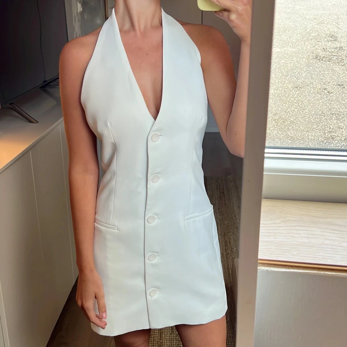 White Halterneck Mini Dress Zara size m - photo 3