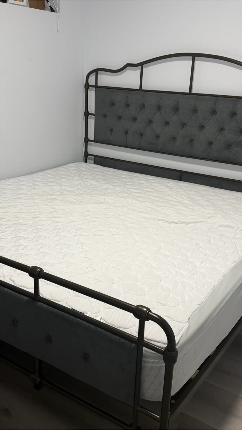 King Size Organic Bamboo Mattress Topper plus free Queen box