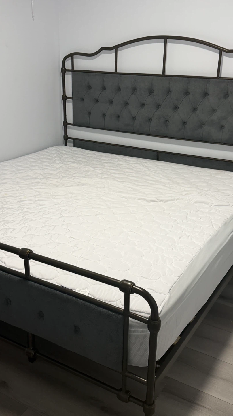 King Size Organic Bamboo Mattress Topper plus free Queen box - photo 2