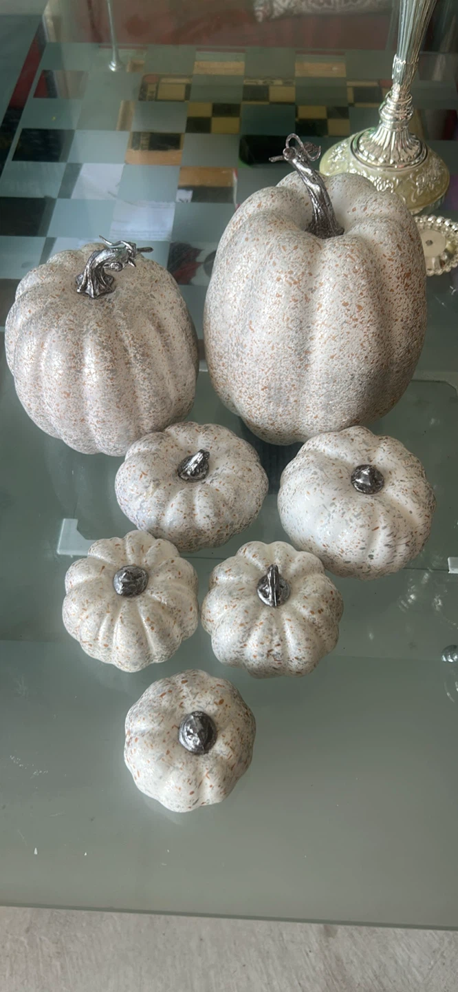 Set of 7 Decorative Pumpkins