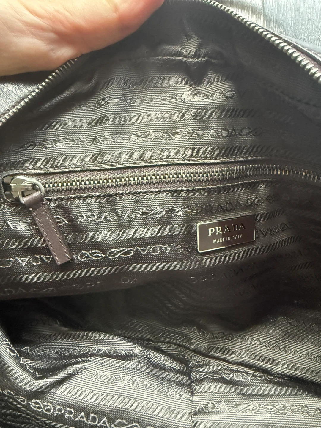 PRADA Burgundy Vitello Drive leather bowling handbag - photo 4
