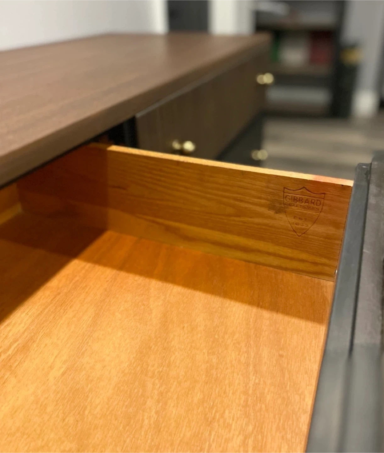 ✨ Refinished Gibbard Mahogany Dresser / Fluted Detail - photo 5