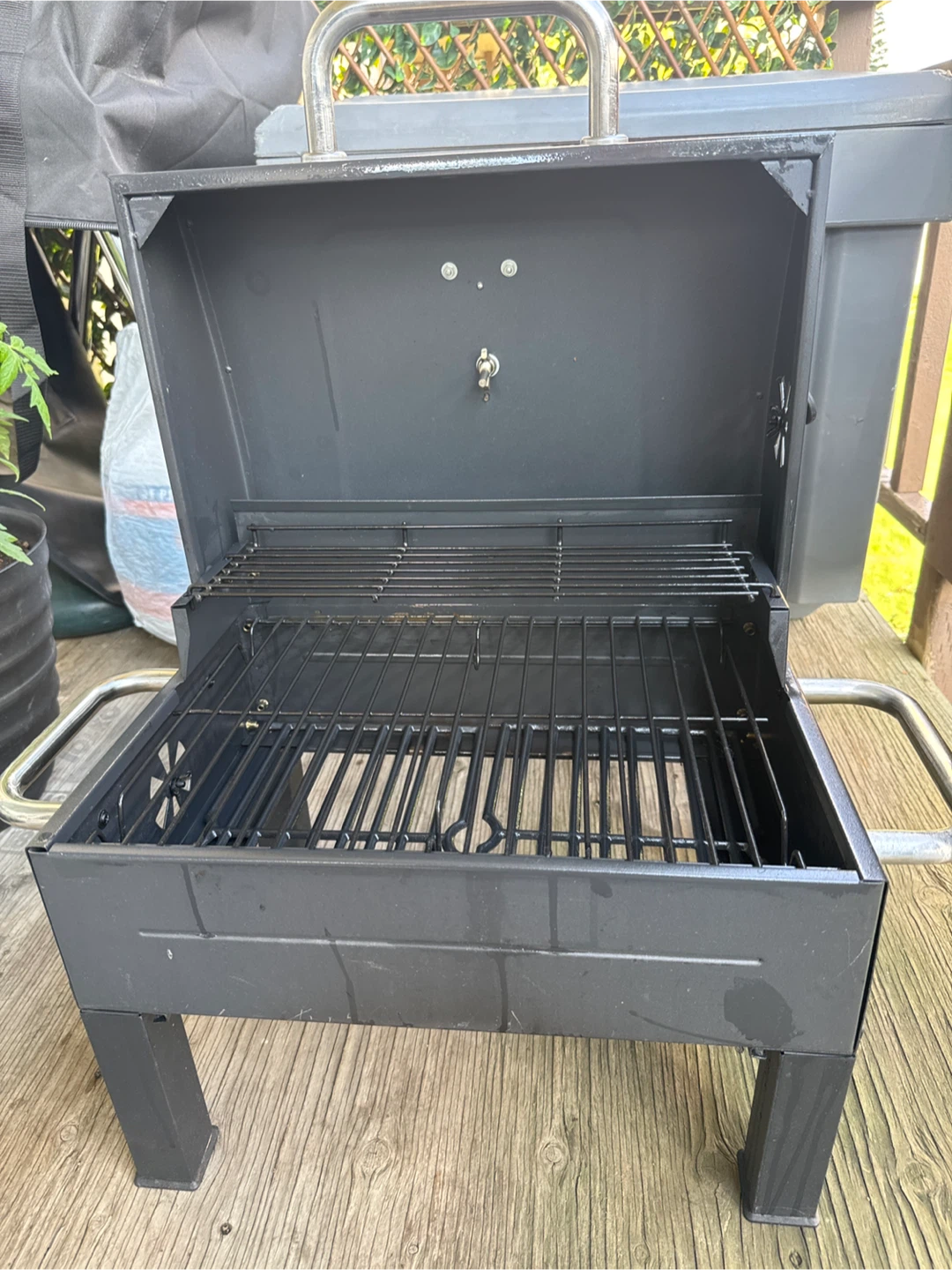 Charcoal Grill - photo 3