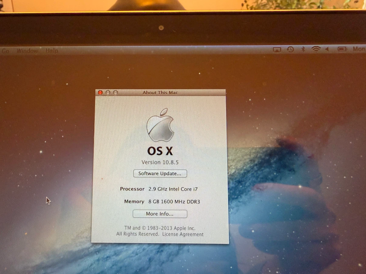 MacBook Pro - 13 inch screen, 8GB - photo 4