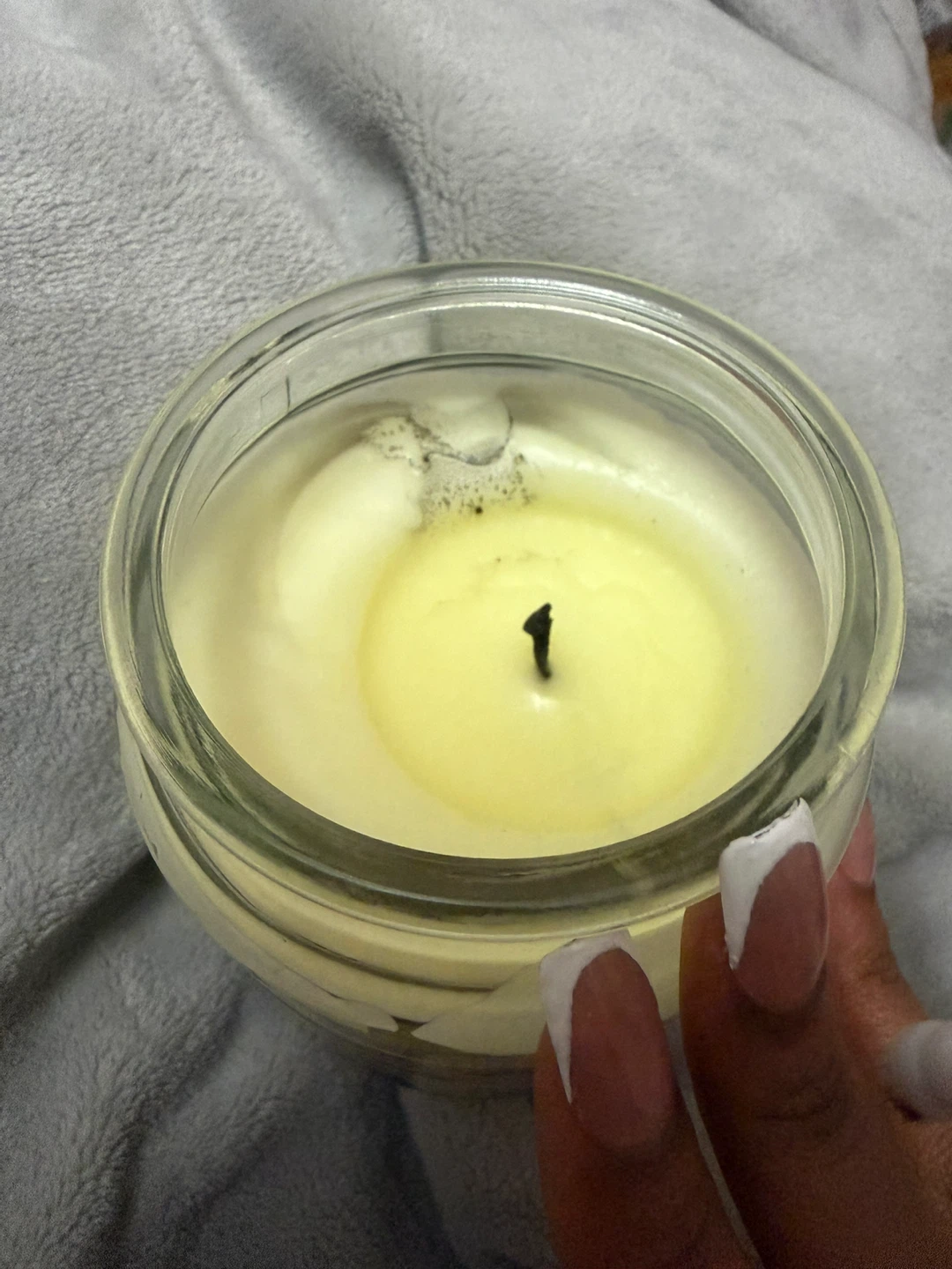 Vanilla Snowflake Scented Candle - photo 2