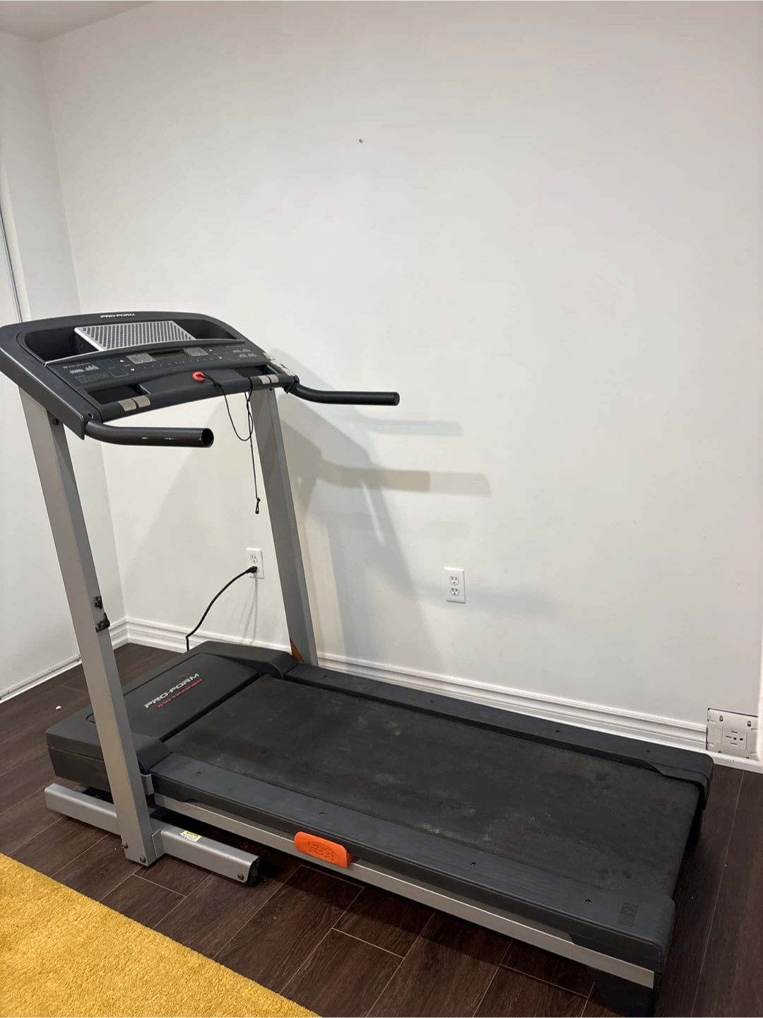 ProForm 410 Trainer Treadmill - photo 2