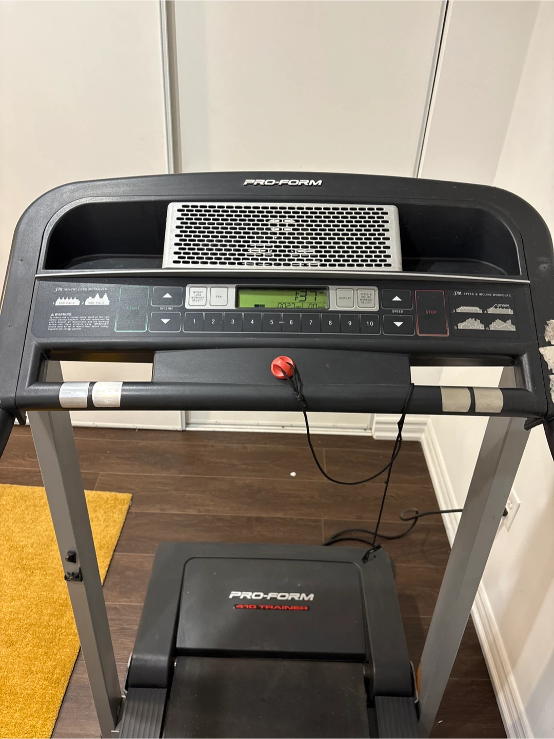 ProForm 410 Trainer Treadmill - photo 3