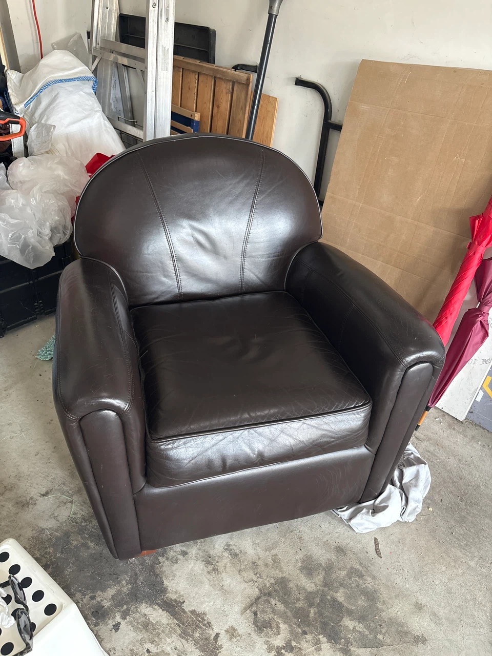 Moving sale
