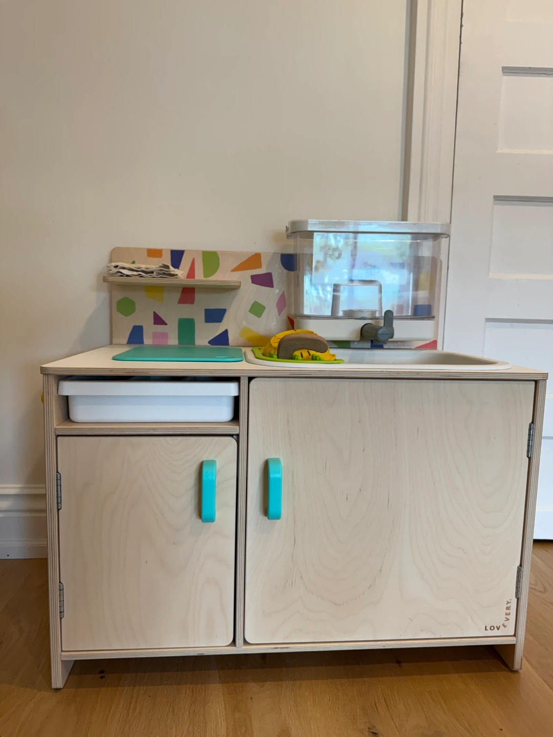 LOVEVERY The Real Life Play Kitchen with Accessories - photo 3