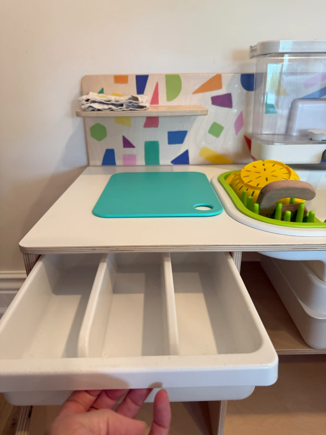 LOVEVERY The Real Life Play Kitchen with Accessories - photo 4