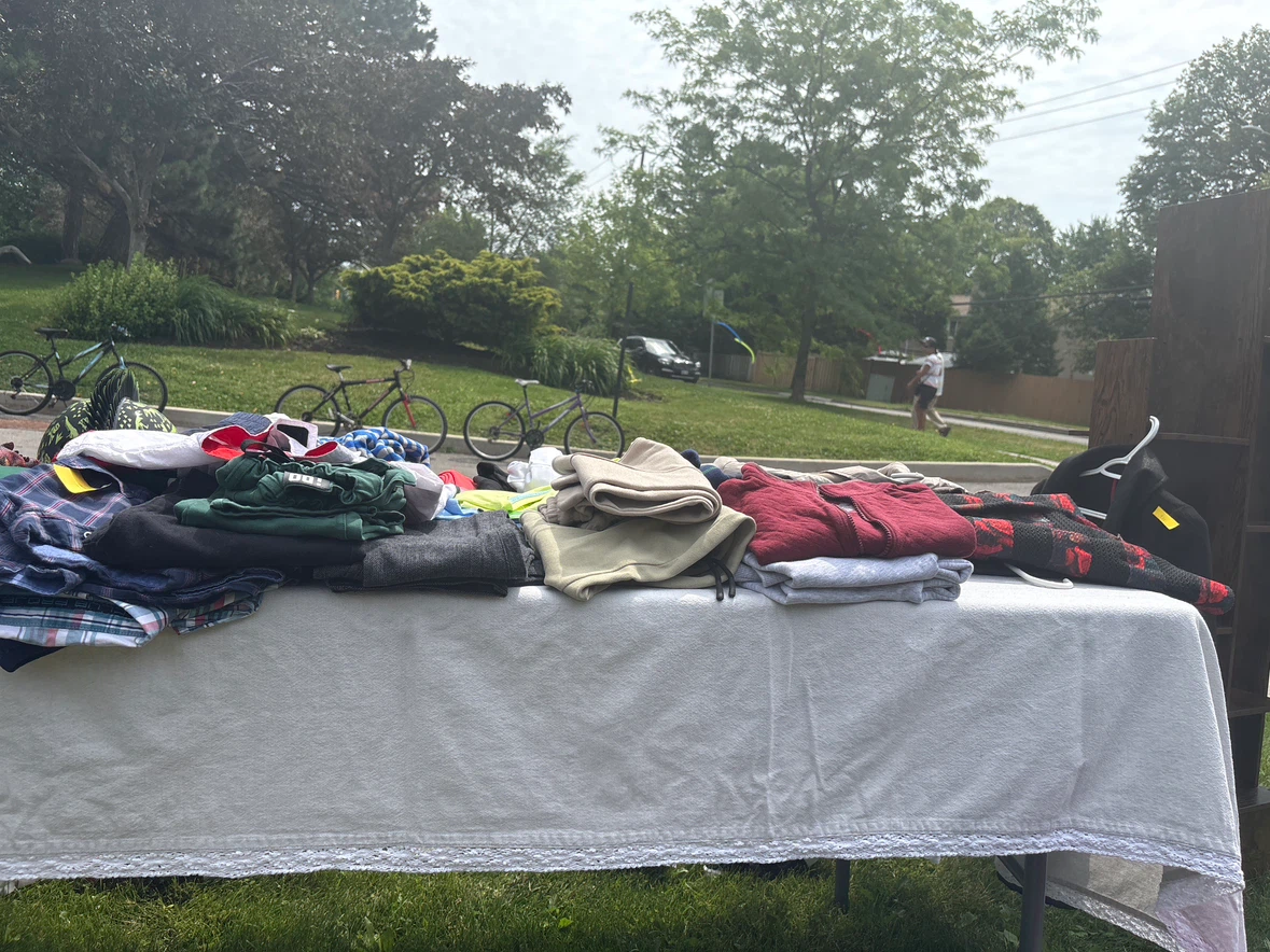Garage sale 1360 york mills rd