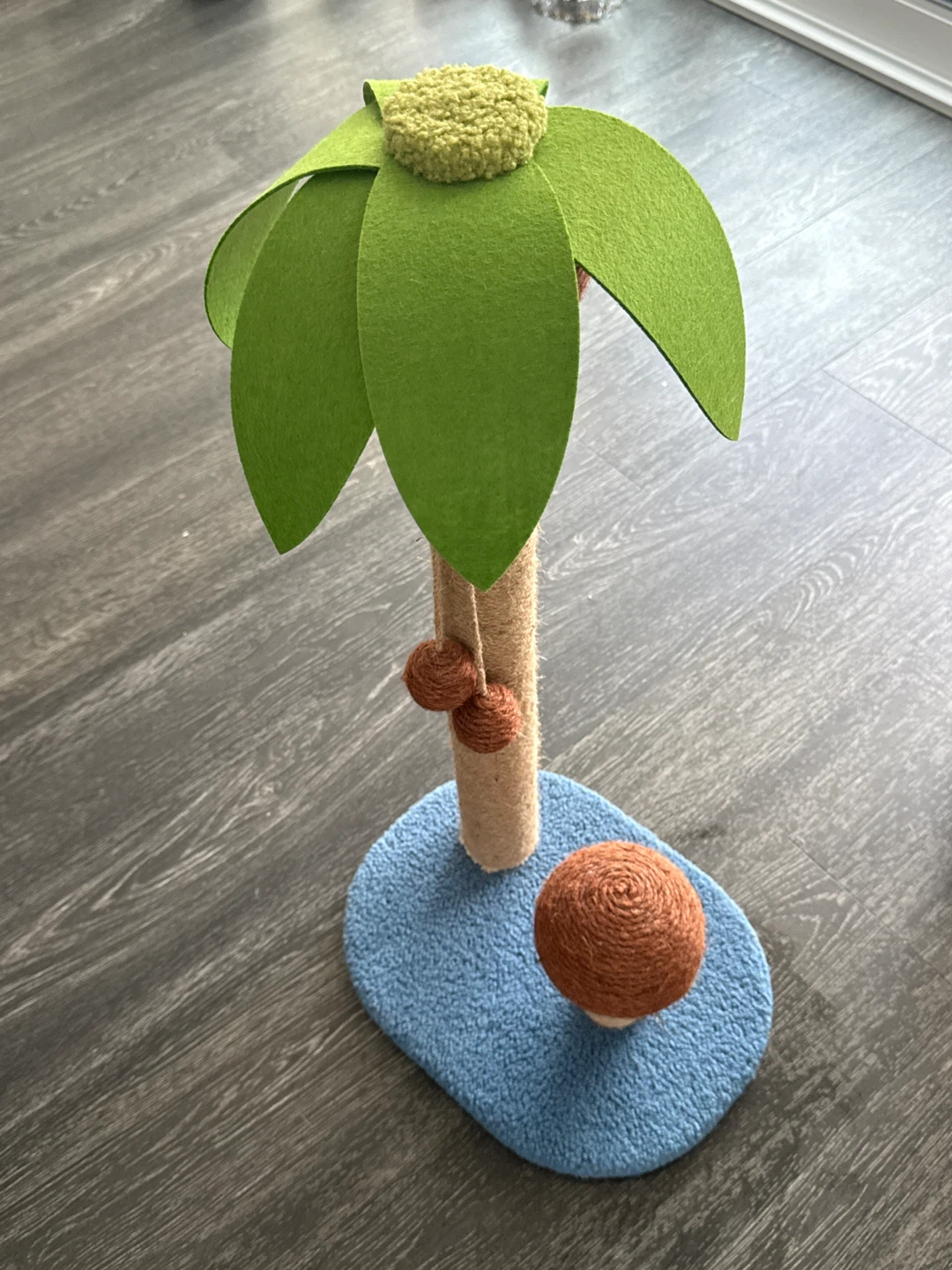 Big Cat Tree Palm Tree Design