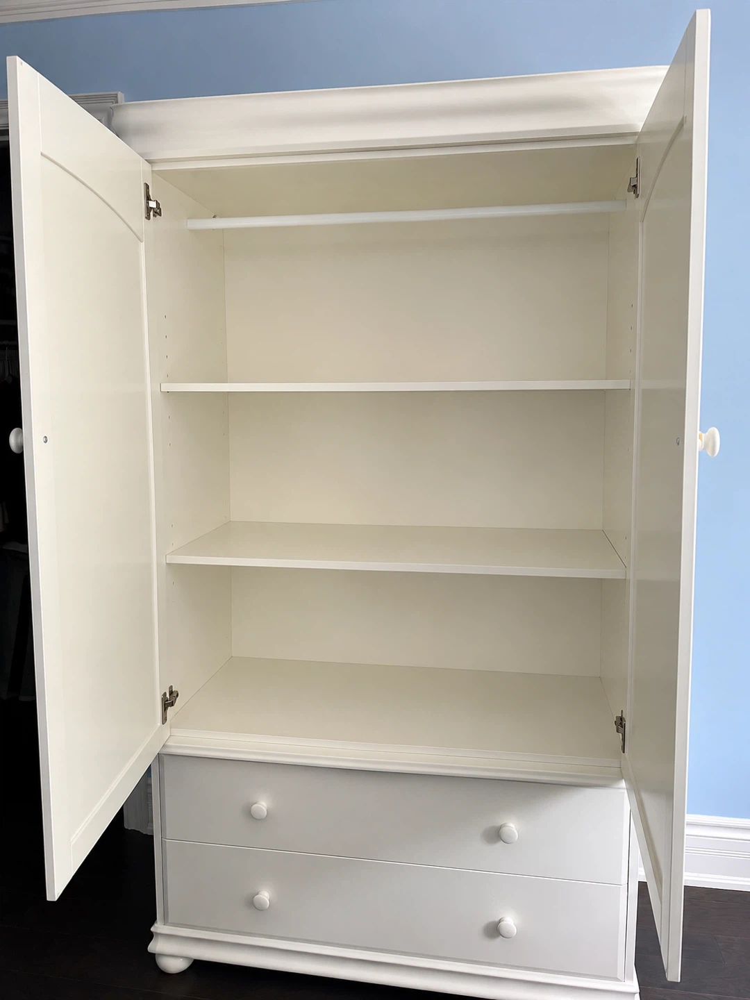 Twin Bed Frame & Wardrobe Set - Solid Wood - Excellent Condition - photo 3