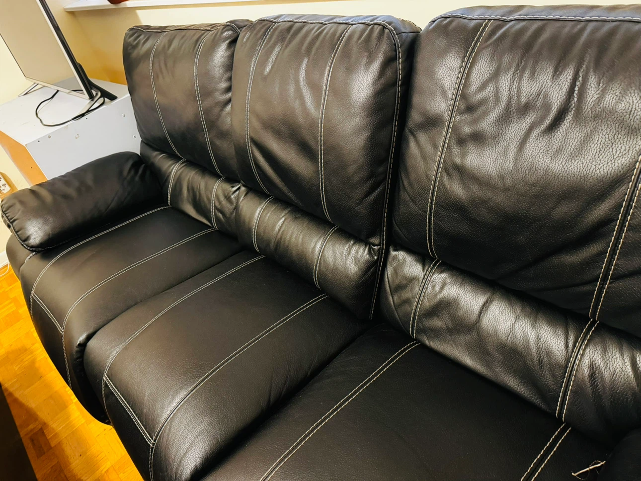 Black Leather Sofa - photo 4
