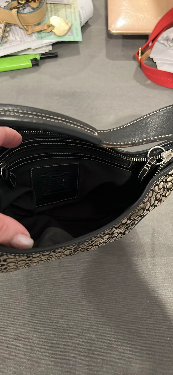 Coach Signature Canvas Hobo Bag - photo 2