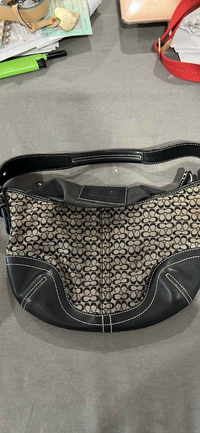 Coach Signature Canvas Hobo Bag - photo 3