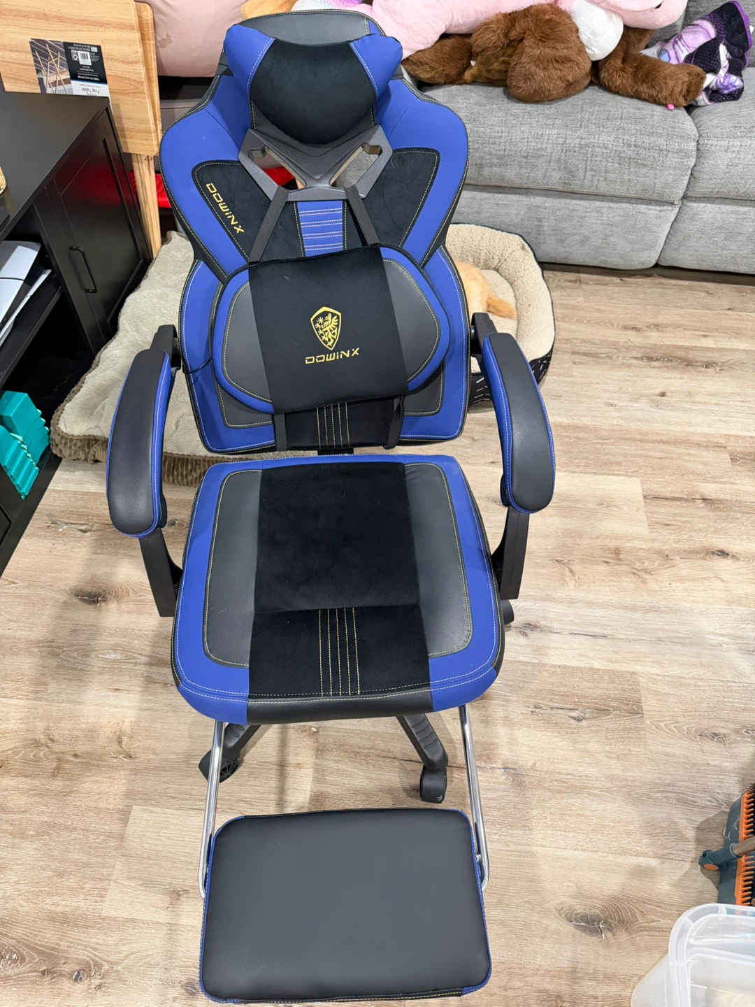 Dowinx Gaming Chair with Footrest - Blue & Black - photo 4