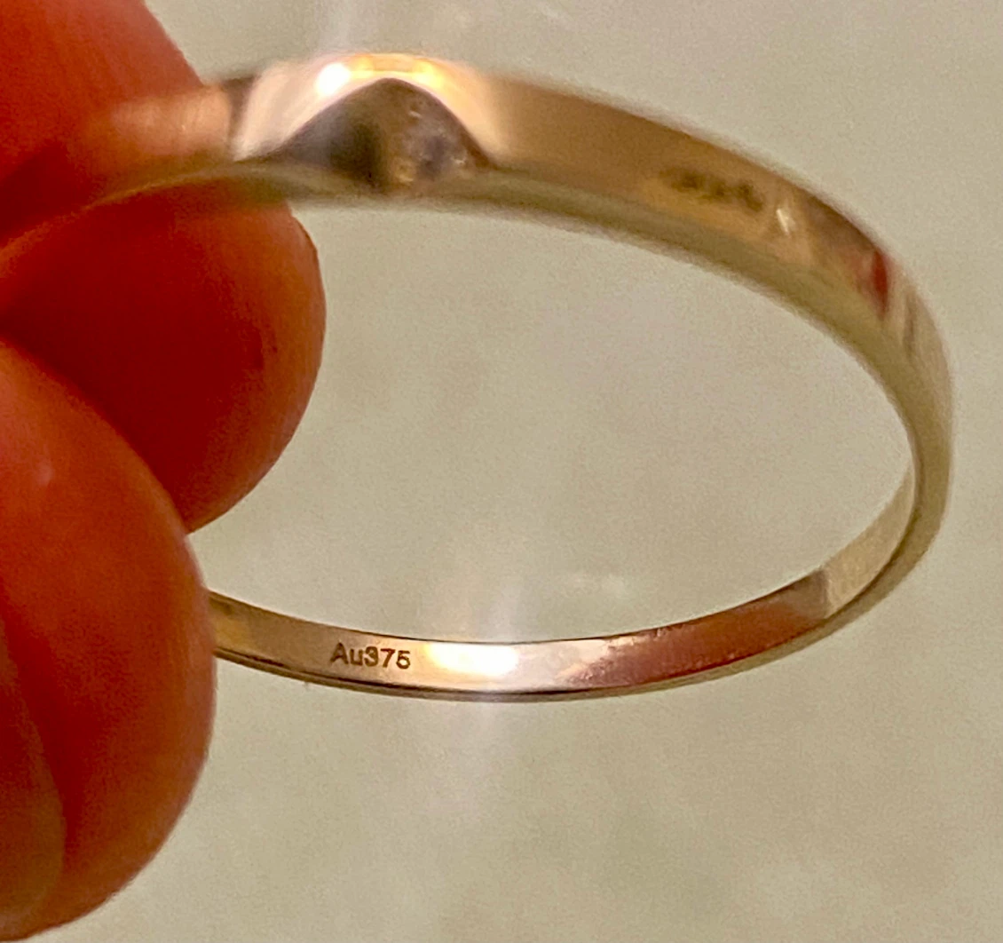 10K Gold Diamond Accent Ring - photo 4