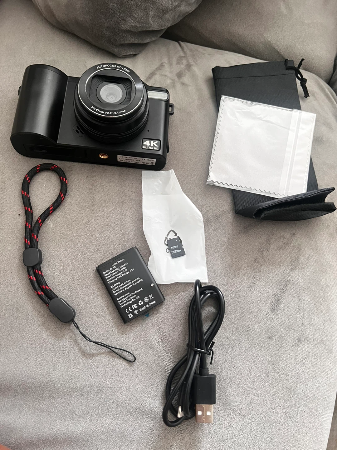 4K UHD Digital Camera with 18x Digital Zoom - photo 2