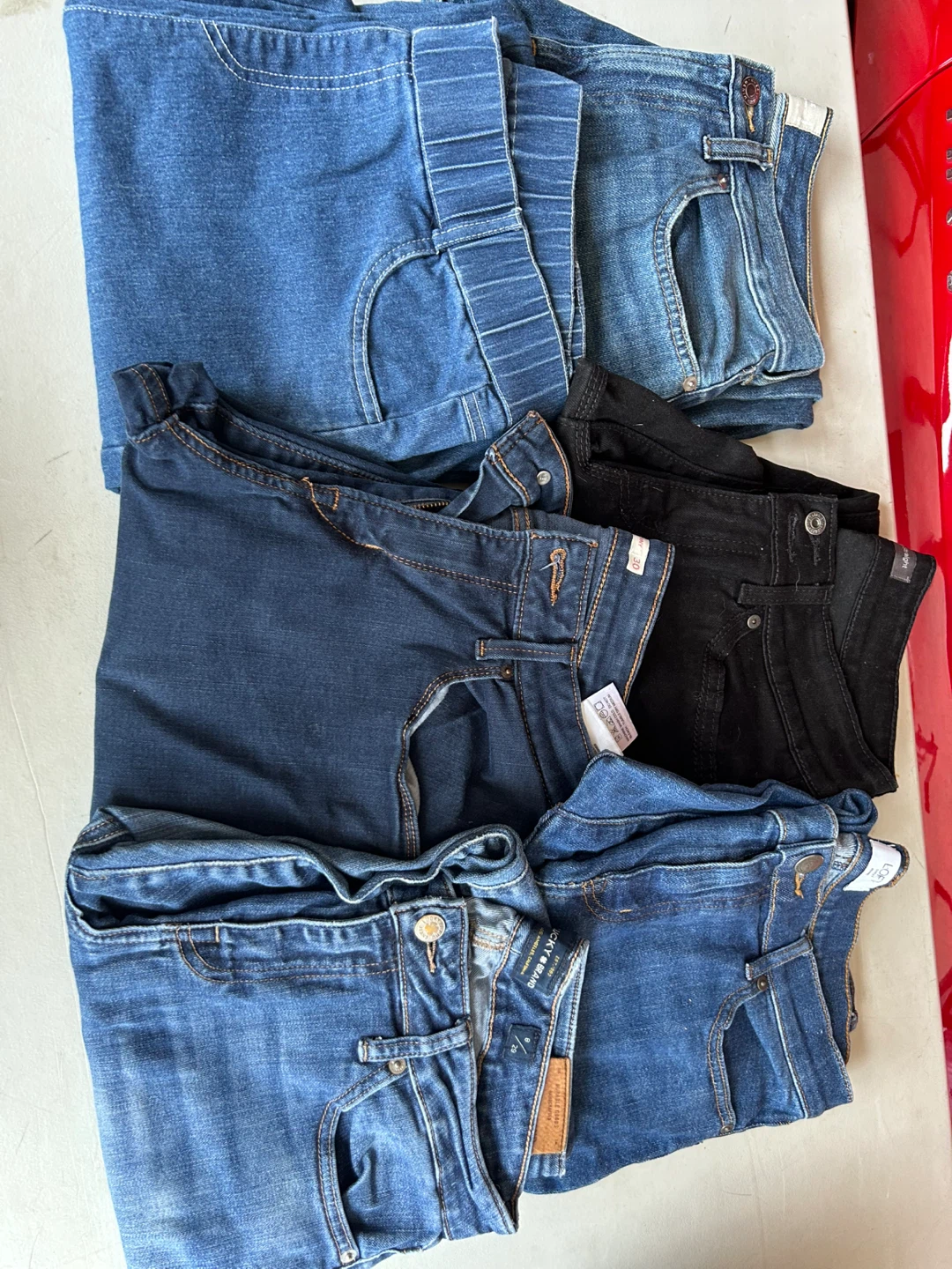 Lot of  8 Women's Jeans - photo 2