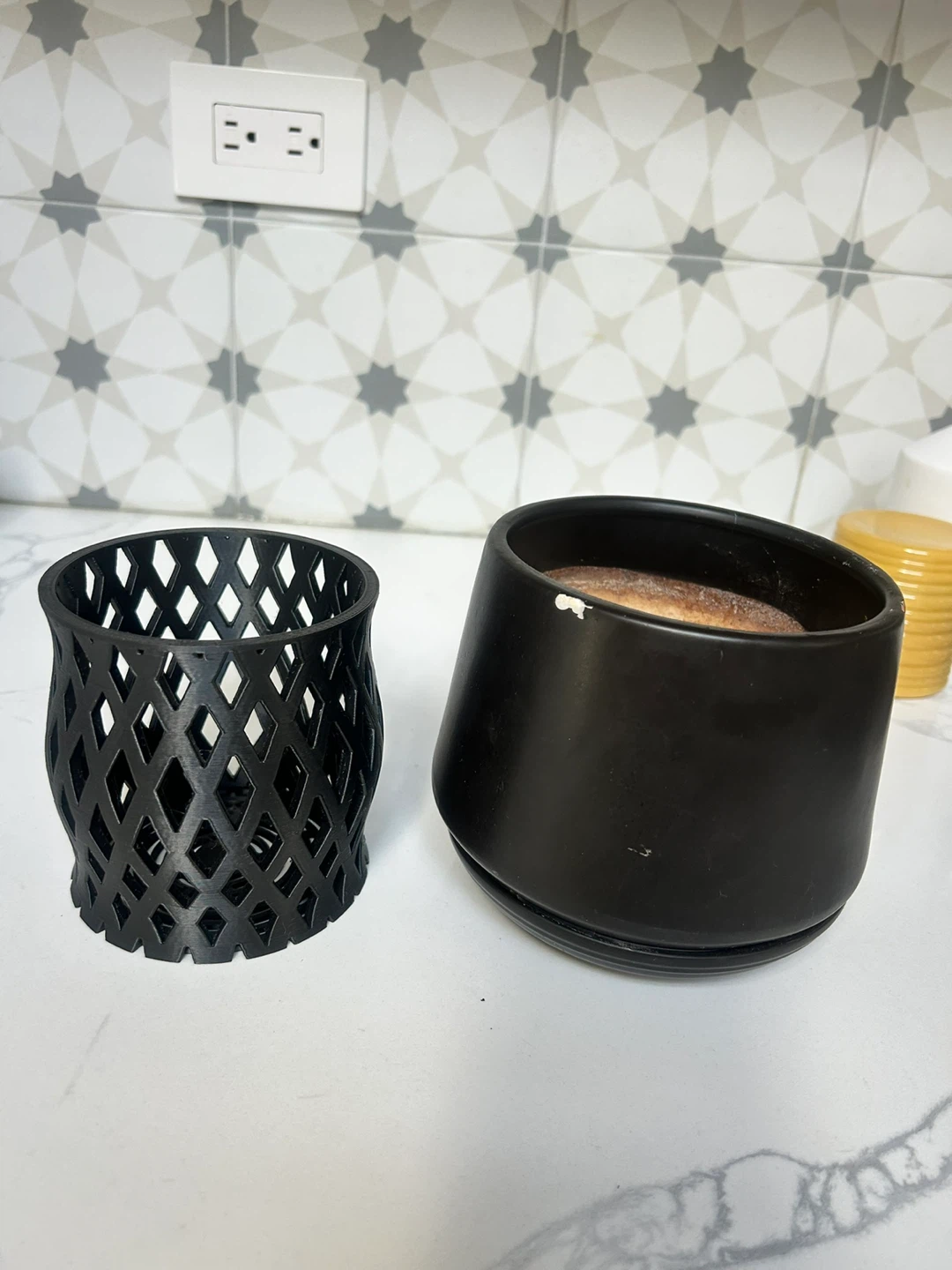 Peace Lily Plant + TWO Black Plant Pots - photo 2