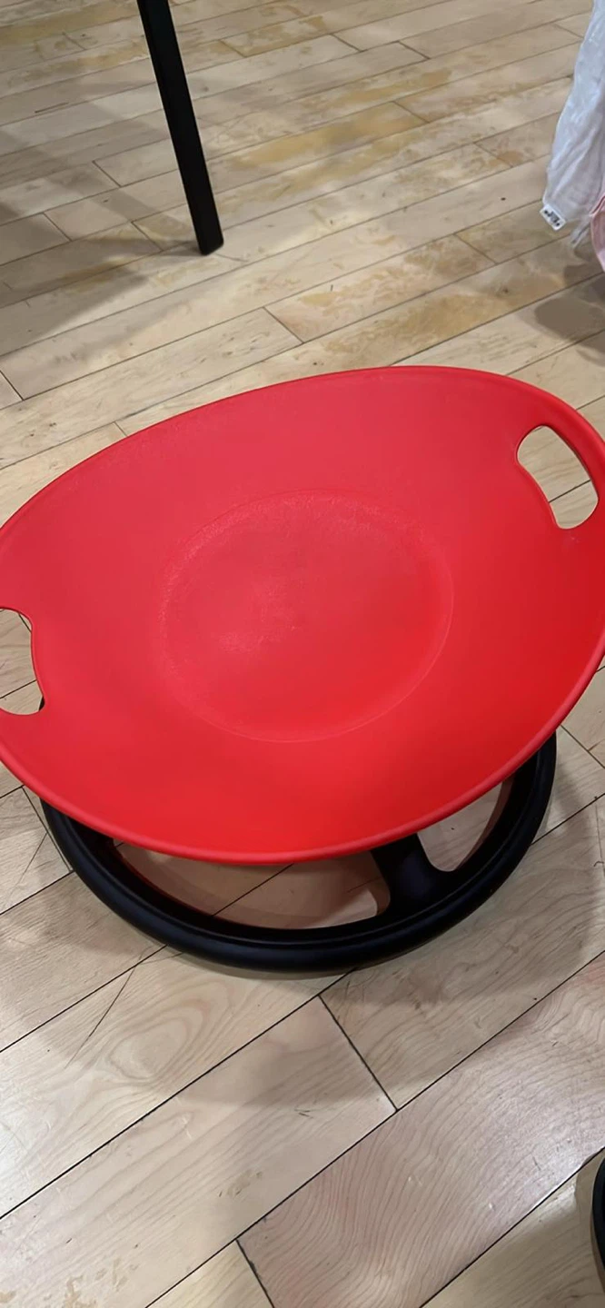 Red Wiggle Seat for Kids - photo 2