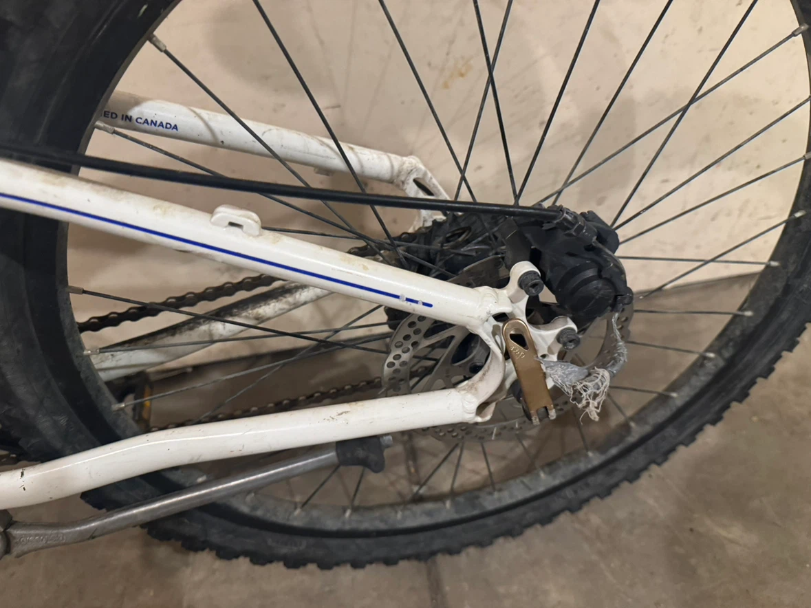 MEC Aluminum Mountain Bike with Disk Brakes - photo 4