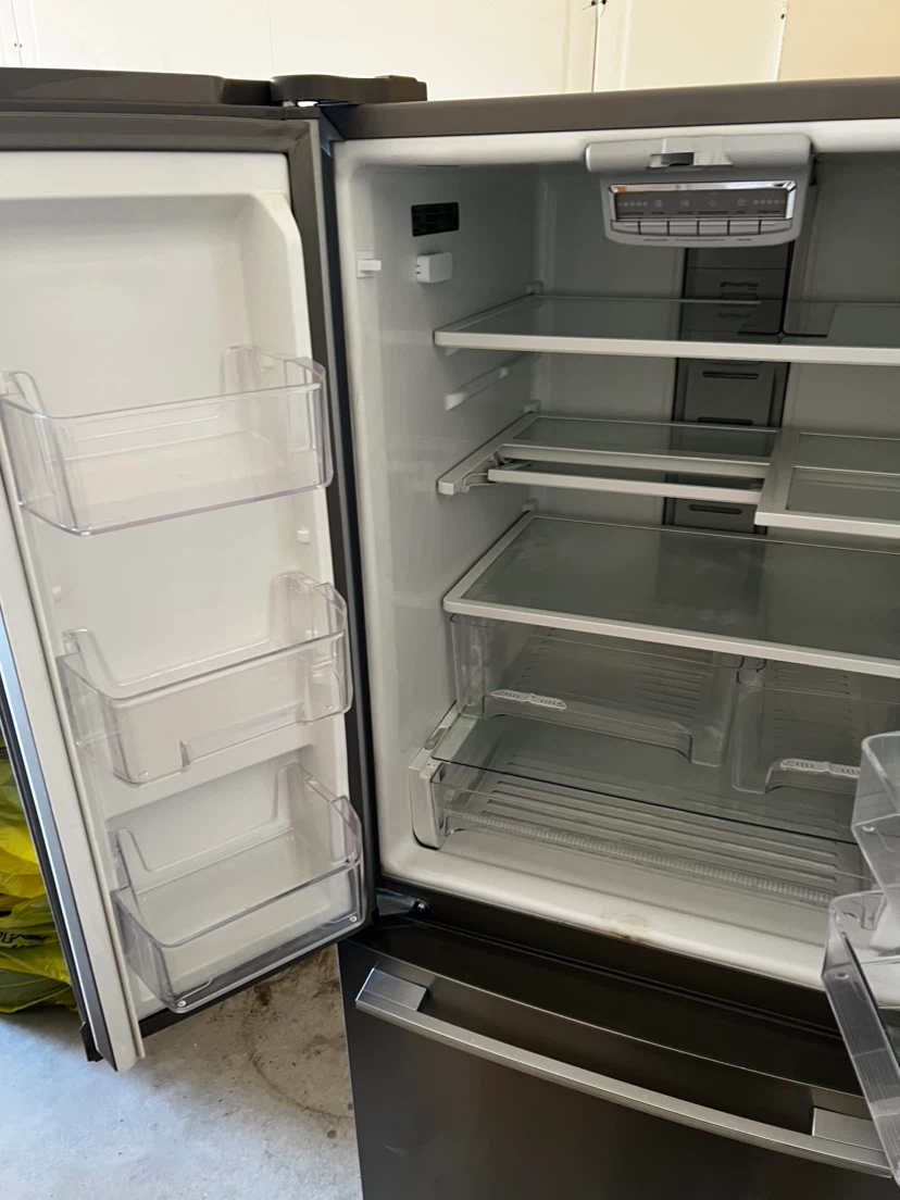 Whirlpool French door refrigerator - photo 4