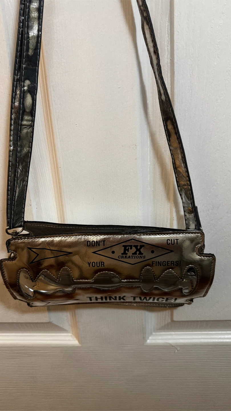 FX Creations Razor Blade Shaped Handbag - photo 3