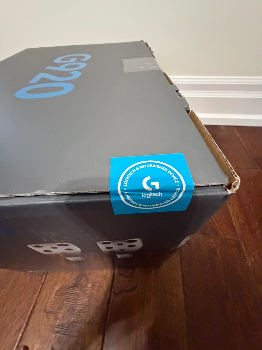 (Refurbished from) Logitech G920 Racing Wheel and Pedals - photo 3