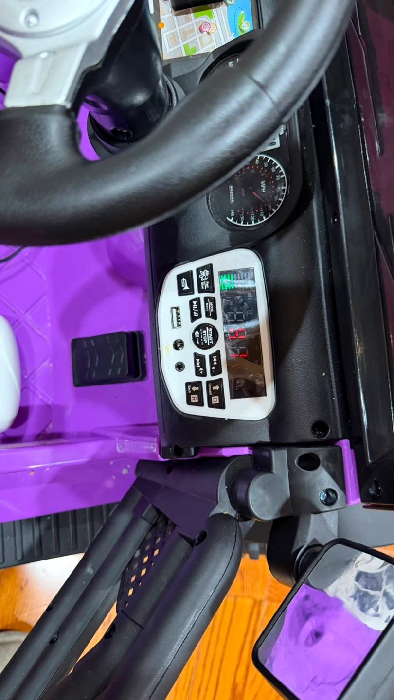 Purple Ride-On Jeep with Remote Control - photo 4