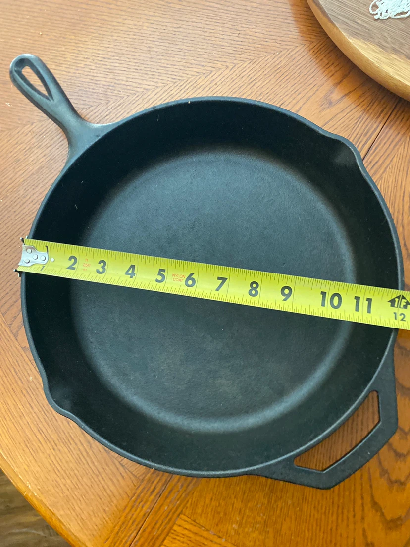 Lodge 10.5 inch Cast Iron Skillet - photo 4