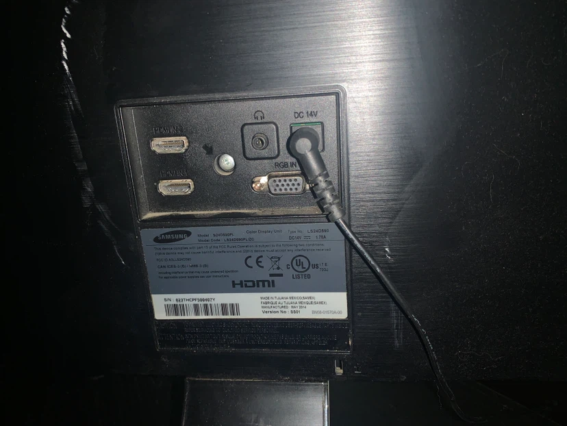 Samsung S24D300 monitor - photo 3