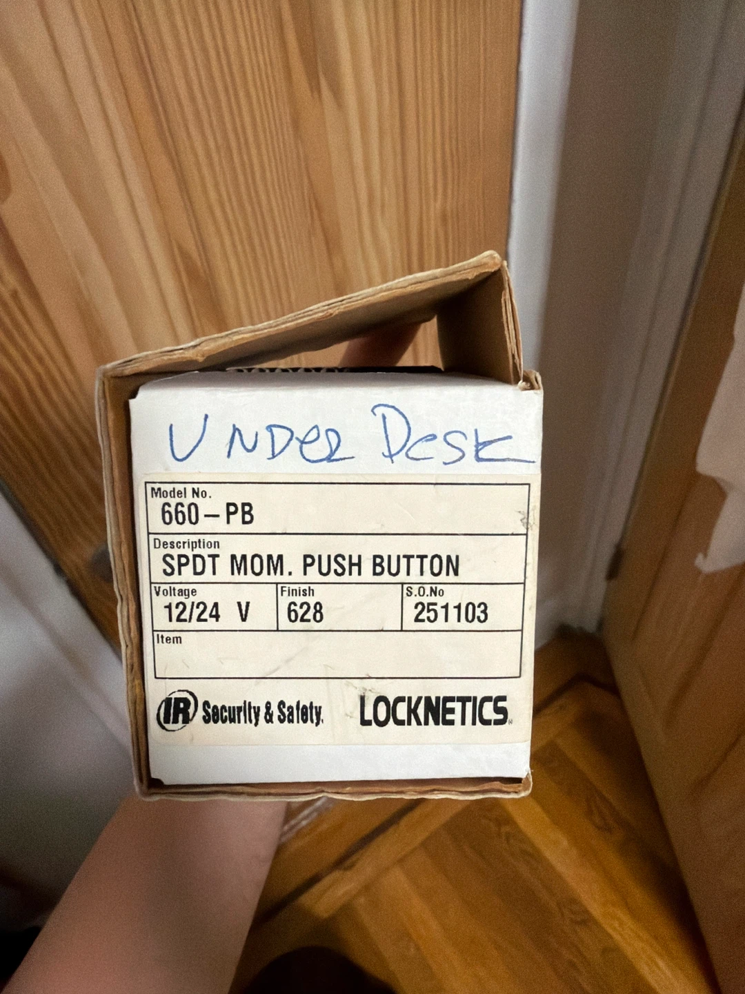 Locknetics SPDT MOM. PUSH BUTTON 660-PB - photo 2