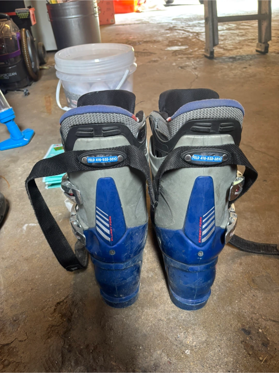 Lange L10 Ski Boots