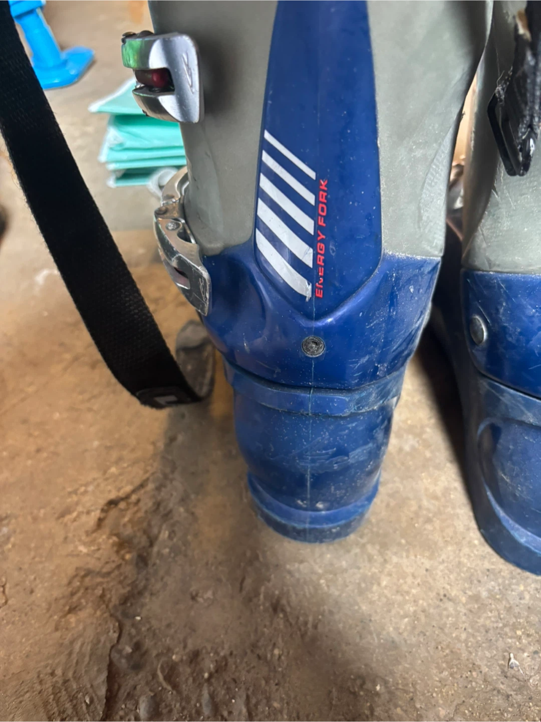 Lange L10 Ski Boots - photo 2