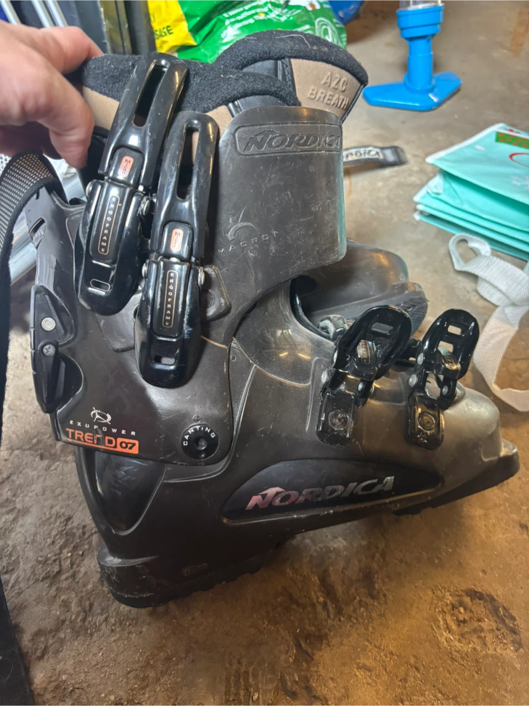 Nordica Ski Boots - photo 2