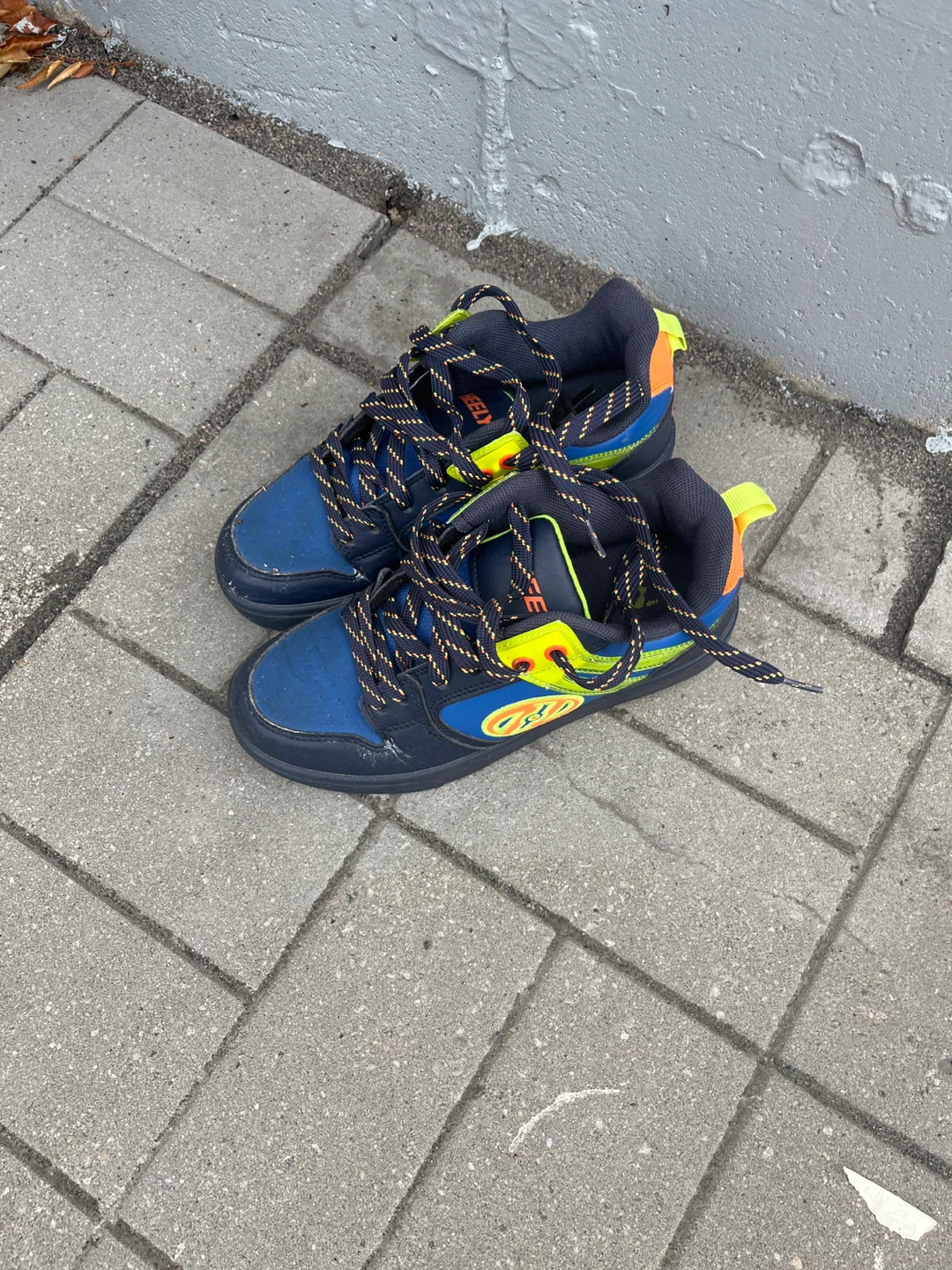 Heelys Roller Shoes
