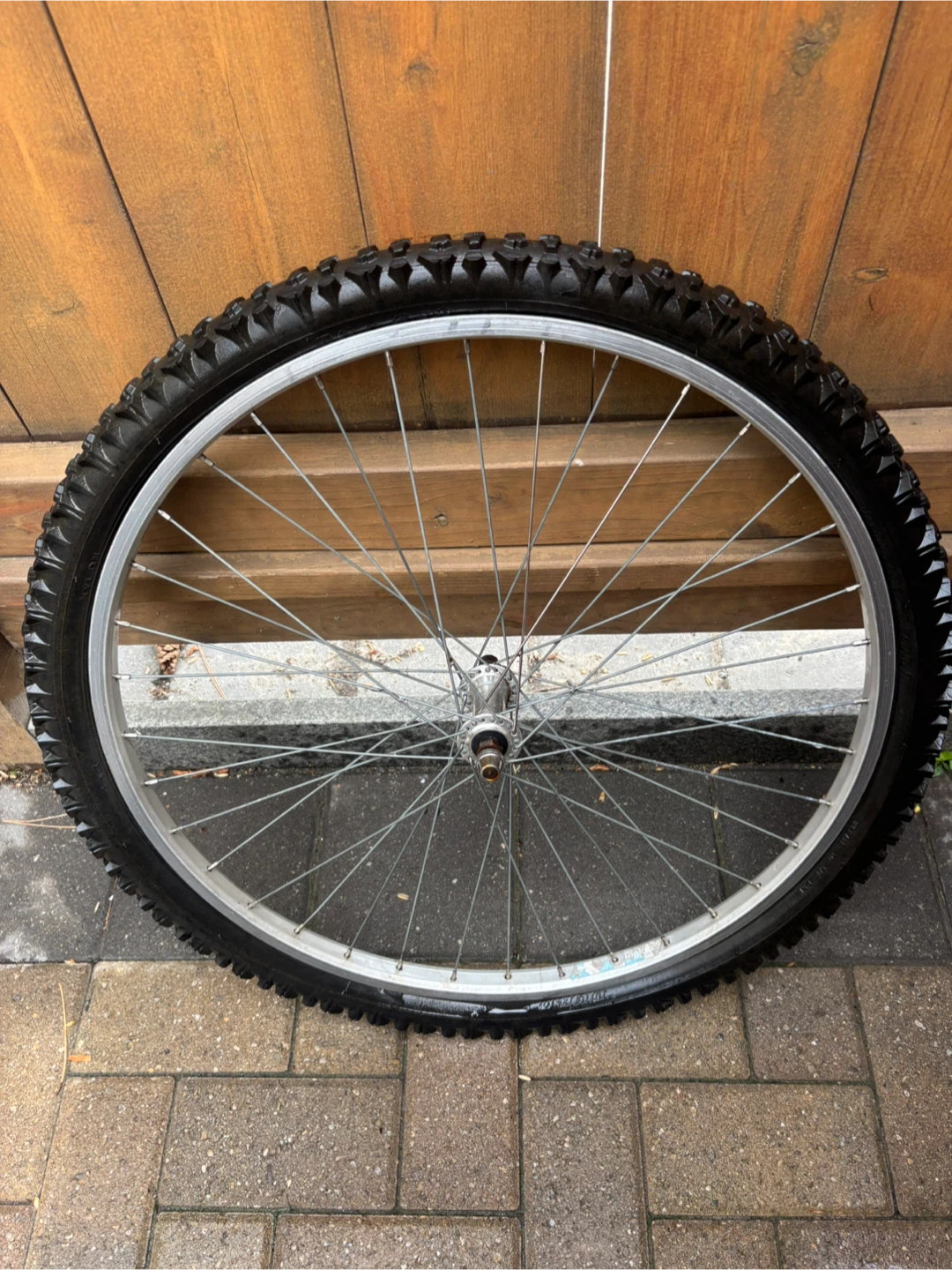 26 inch Mountain Bike Wheel with Cassette - photo 3