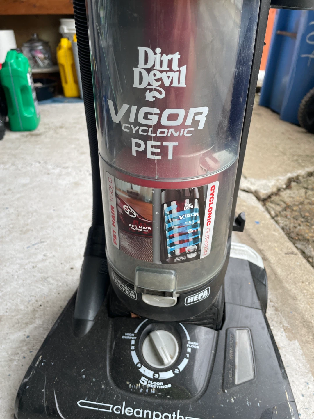Dirt Devil Vigor Cyclonic Pet Vacuum Cleaner - photo 3