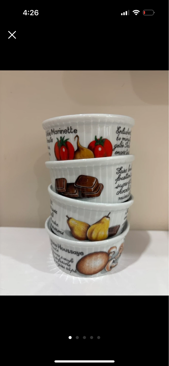 New set of 4 Ceramic Ramekins