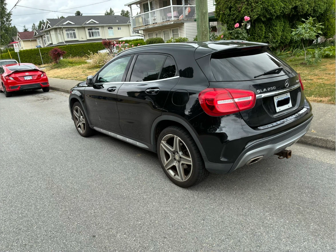 Mercedes-Benz GLA 250 4MATIC - photo 4