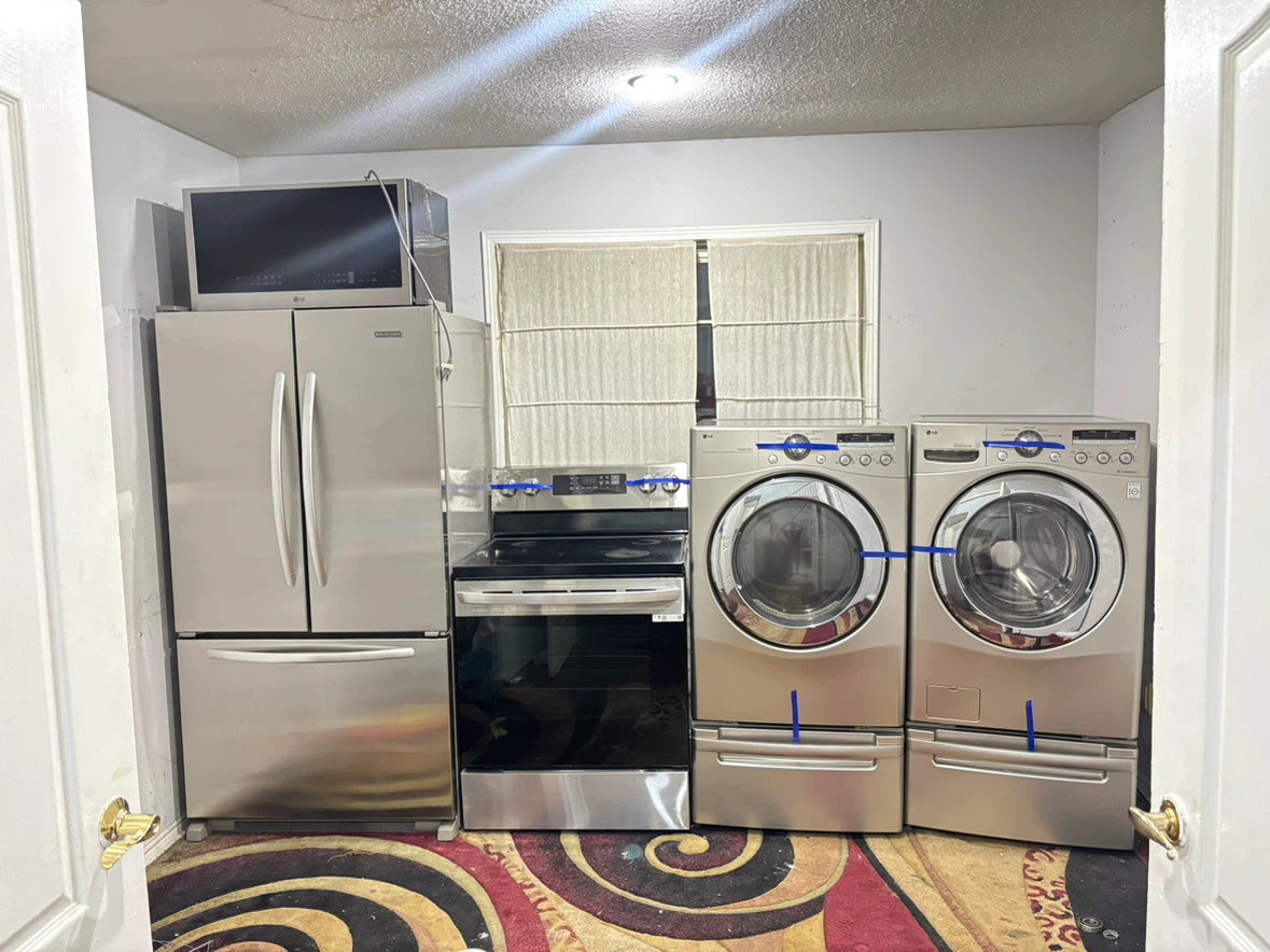 2024 stove microwave/ Fridge washer dryer can DELIVER
