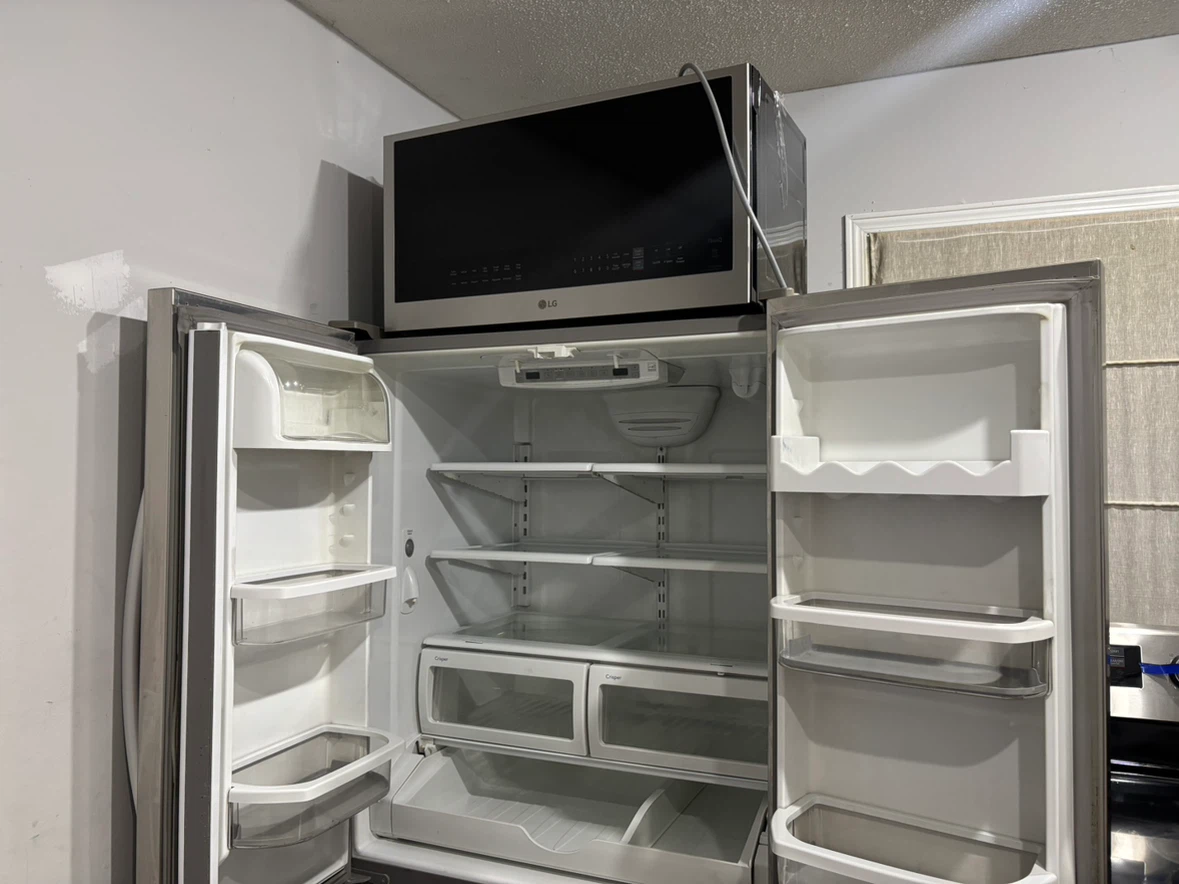 2024 stove microwave/ Fridge washer dryer can DELIVER - photo 3