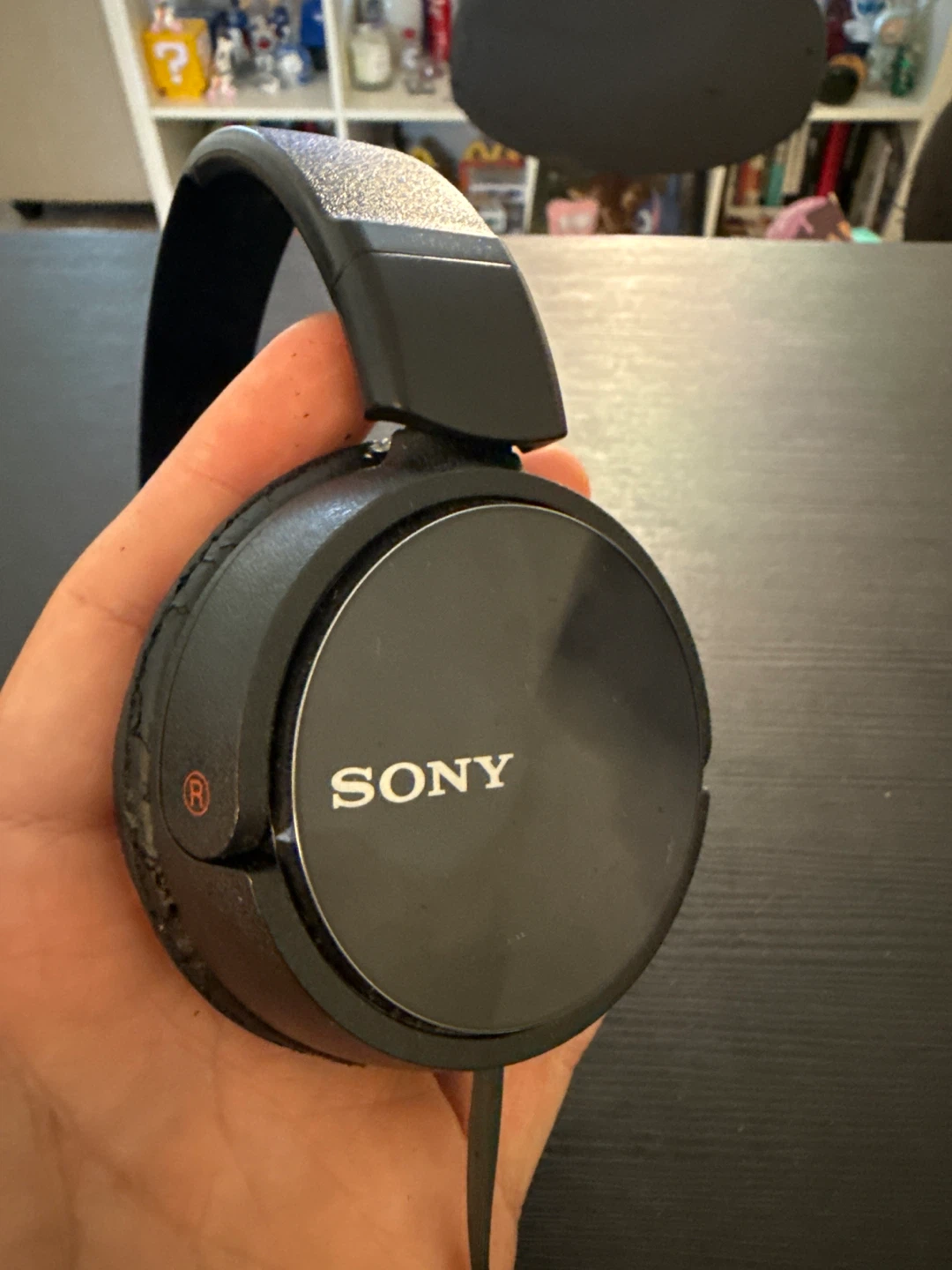 Sony Over-Ear Headphones - photo 2